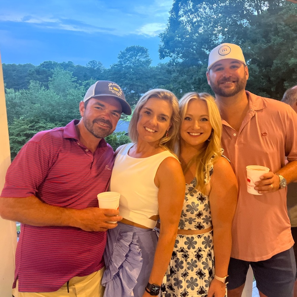 Meet your Posher, Elizabeth